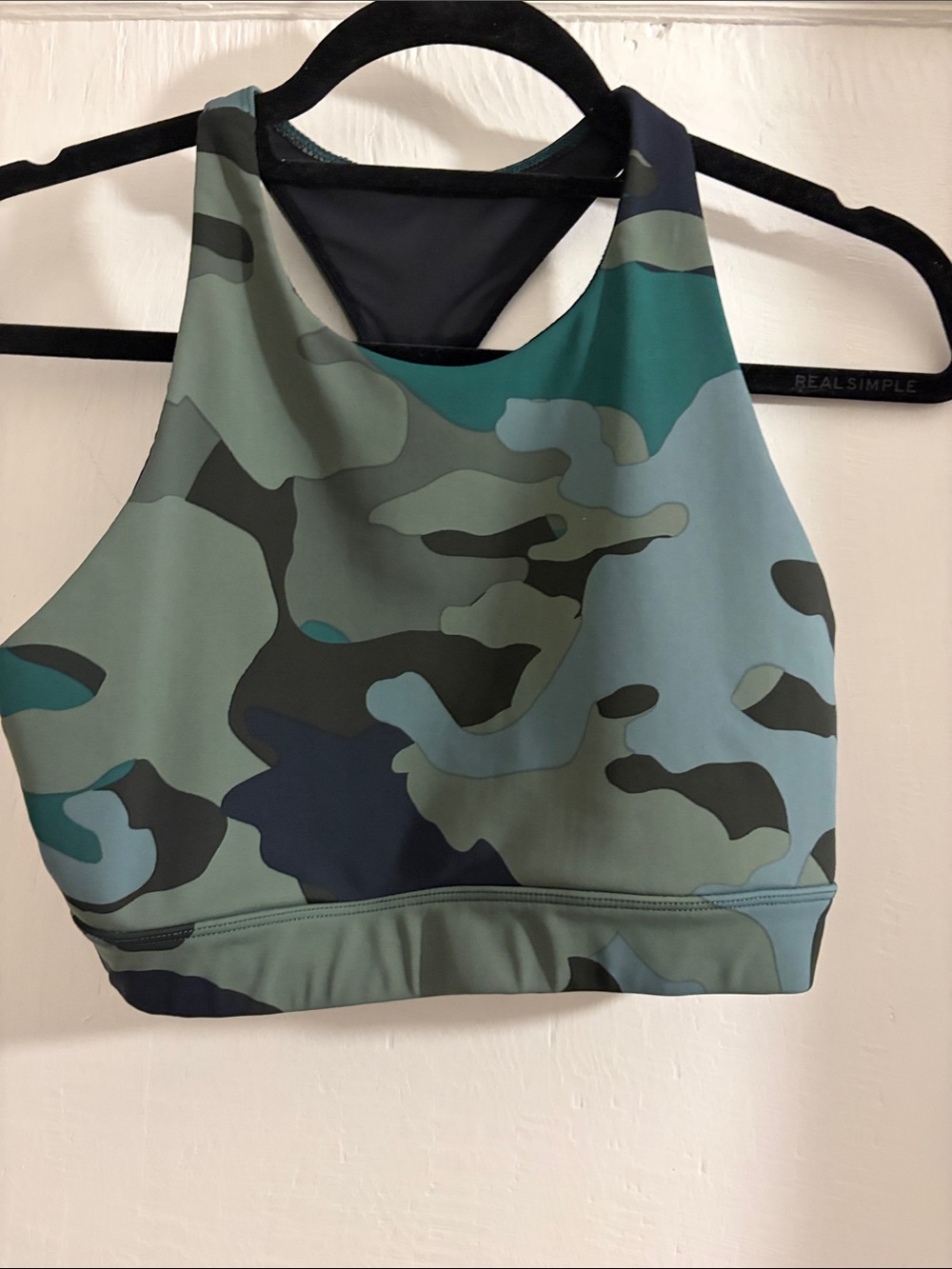 Carbon38 Camo Workout Set - Picture 3 of 7